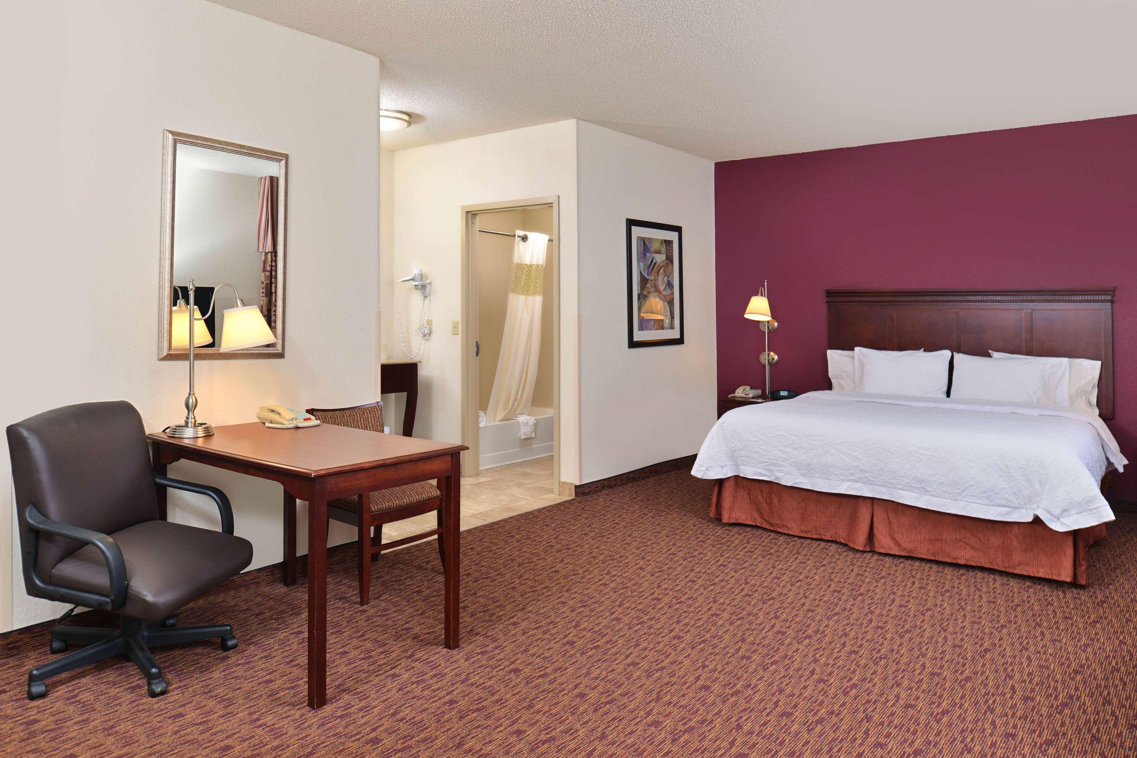 Hampton Inn & Suites Мансі Екстер'єр фото