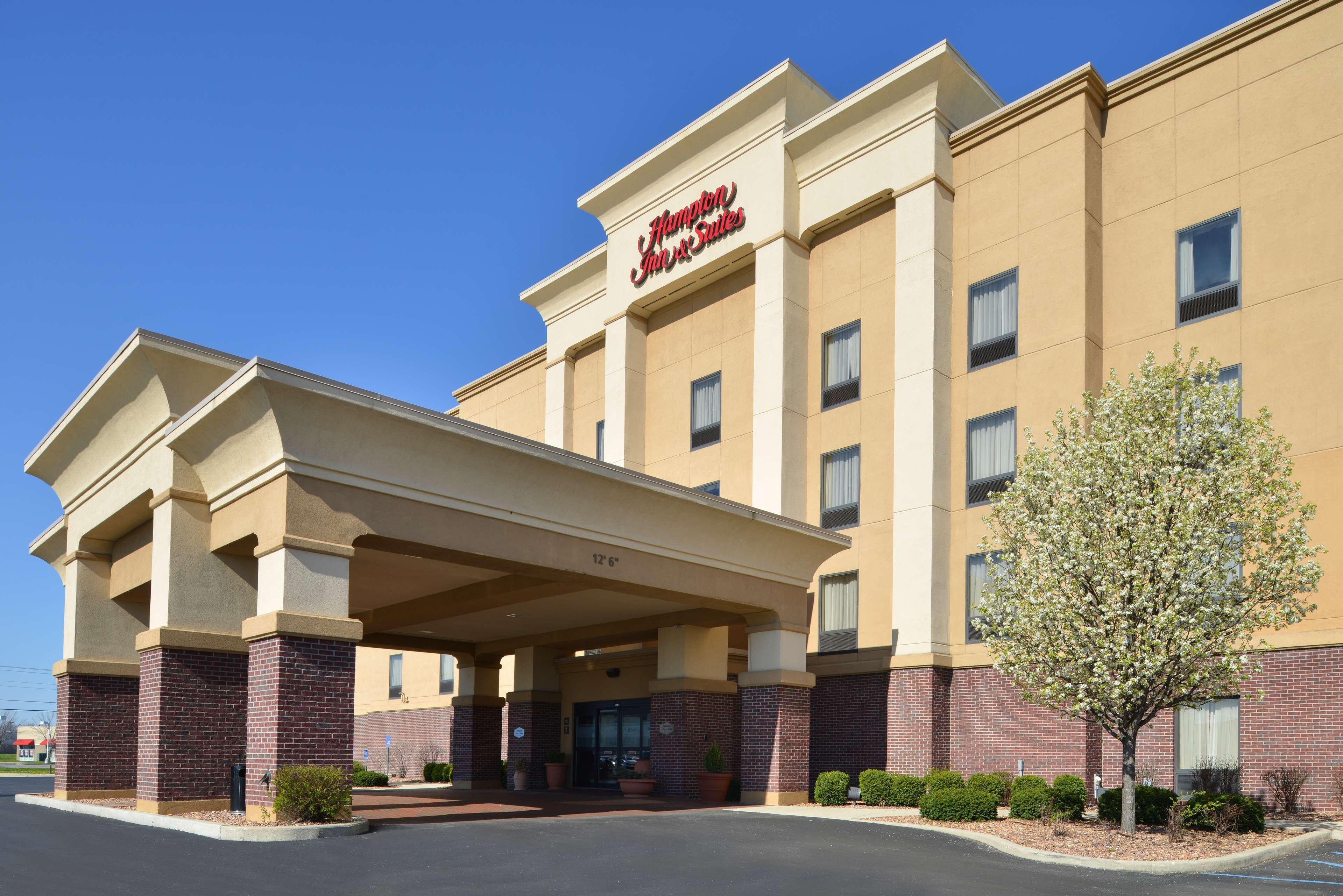 Hampton Inn & Suites Мансі Екстер'єр фото