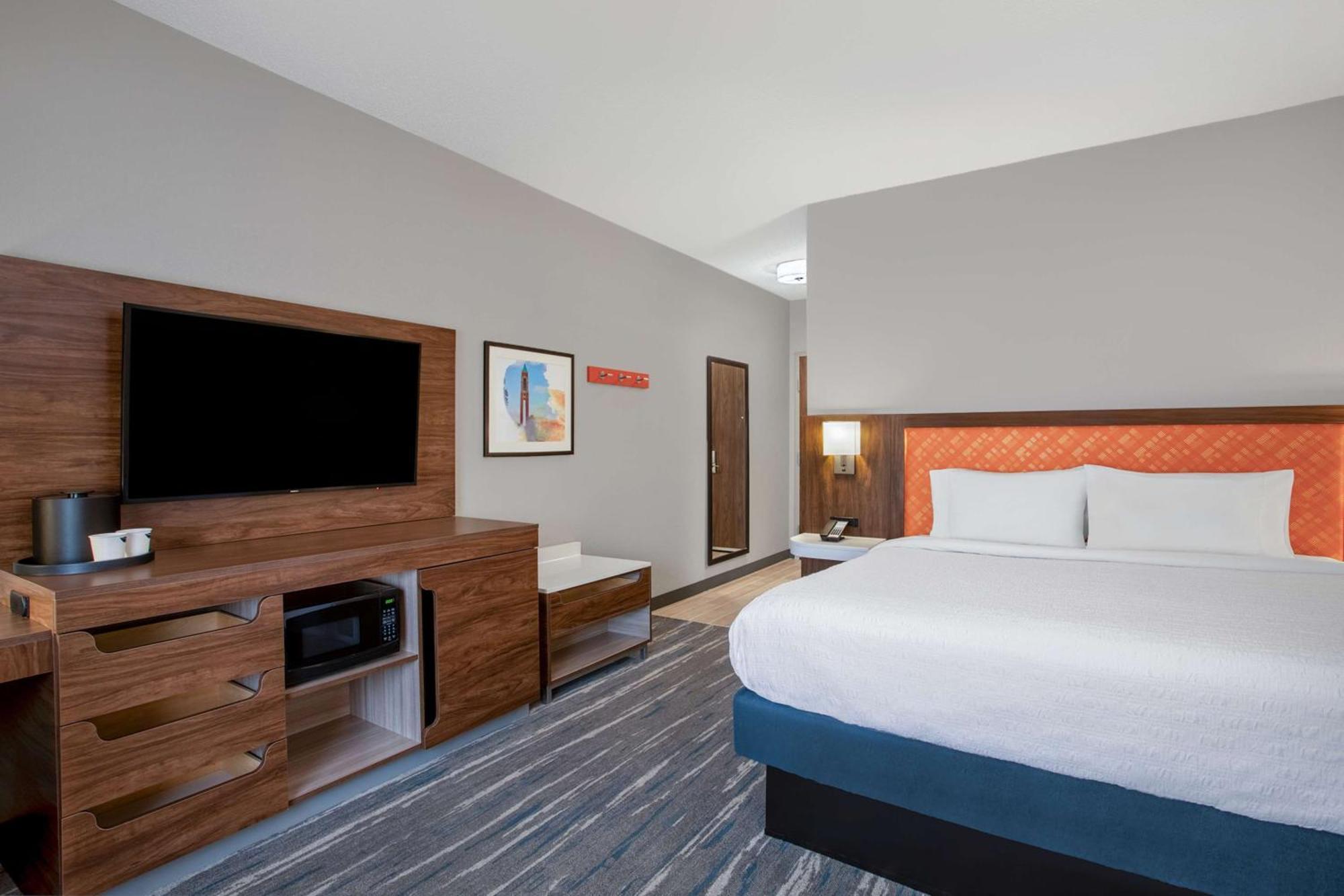 Hampton Inn & Suites Мансі Екстер'єр фото
