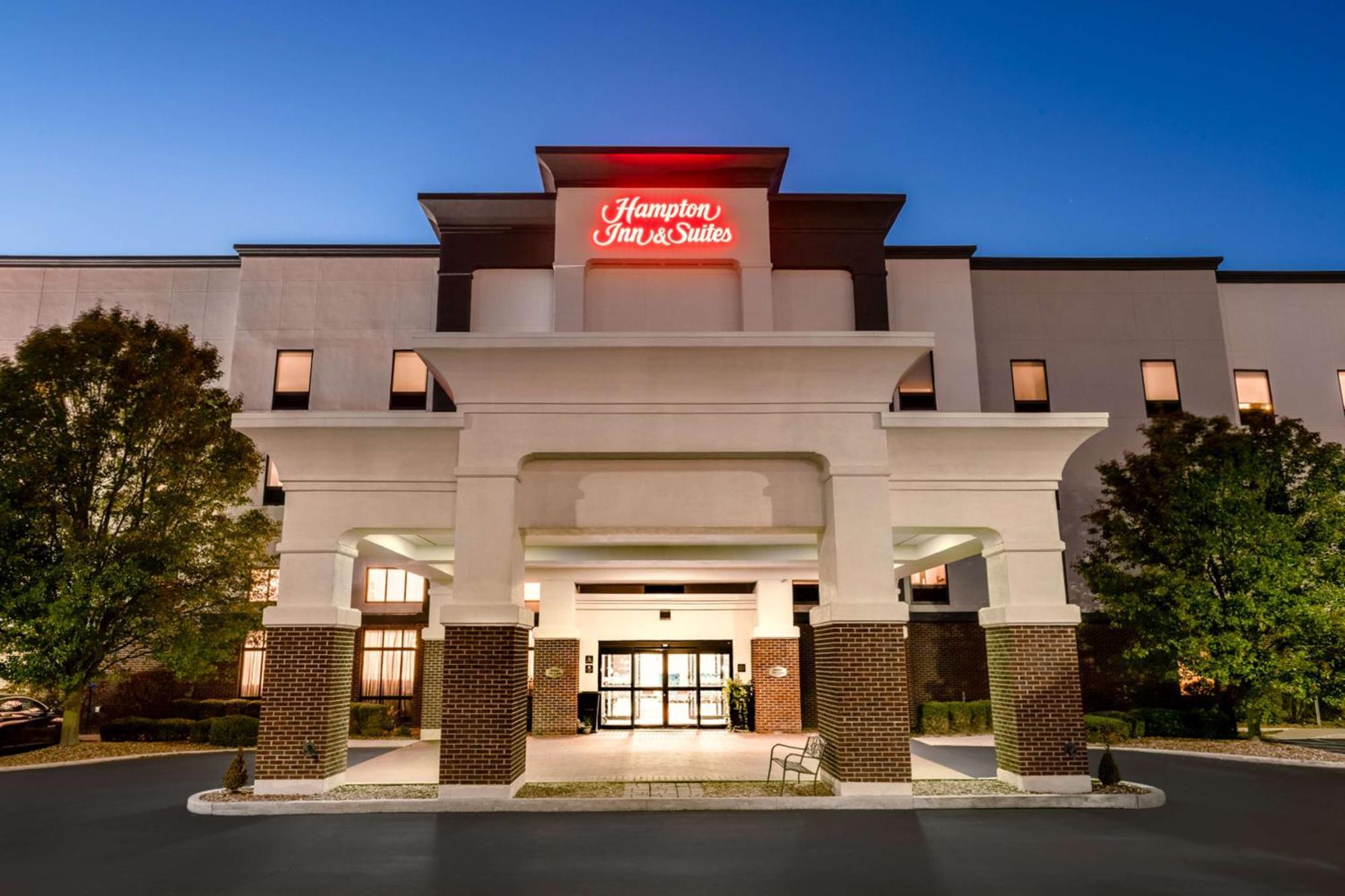 Hampton Inn & Suites Мансі Екстер'єр фото